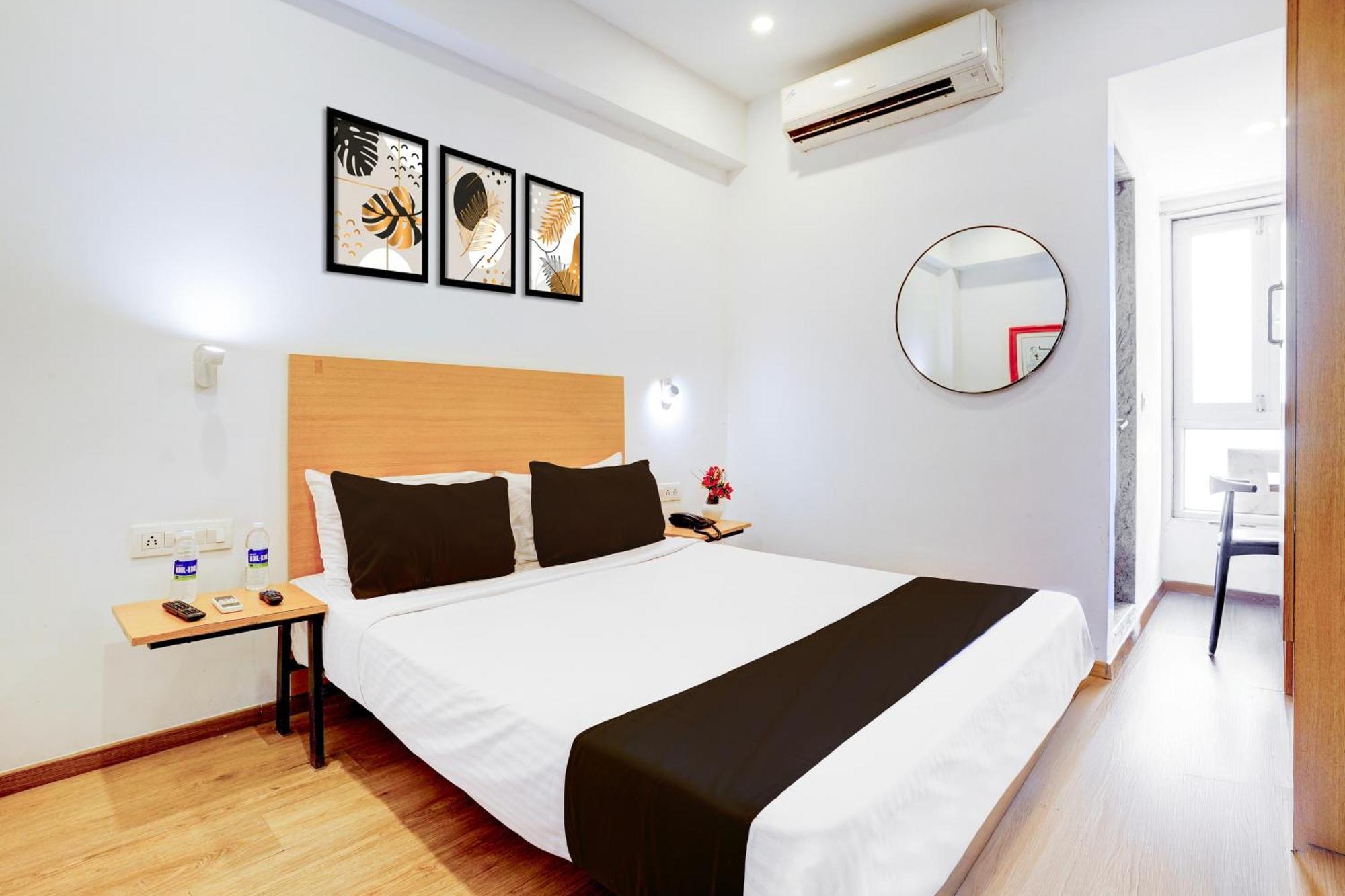 Super Townhouse Khar The Habitat Hotel - Mumbai, Mumbai